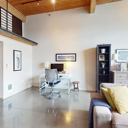 Отель 19Th Avenue Lofts Unit 213 Сиэтл Экстерьер фото